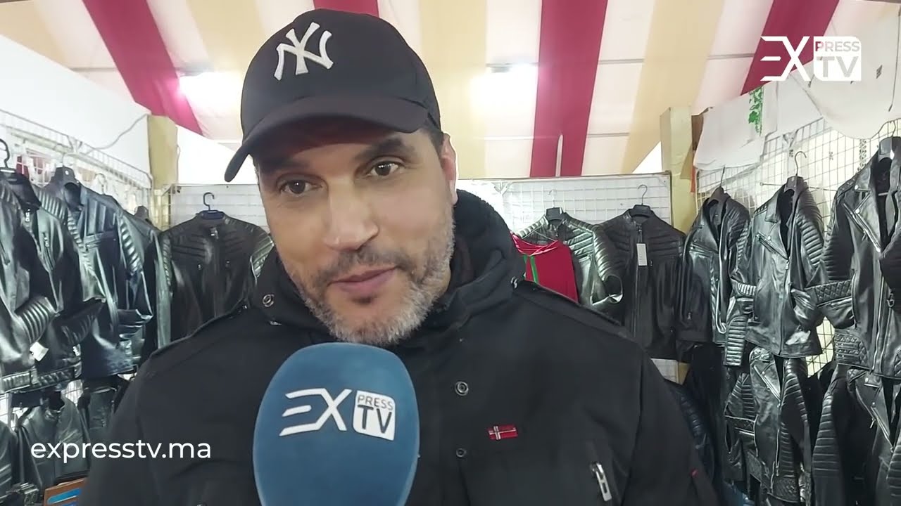 عبد العالي، صانع معاطف جلدية بالدار البيضاء، يوضح الفرق بين الجلد الطبيعي والسكاي وطرق العناية به