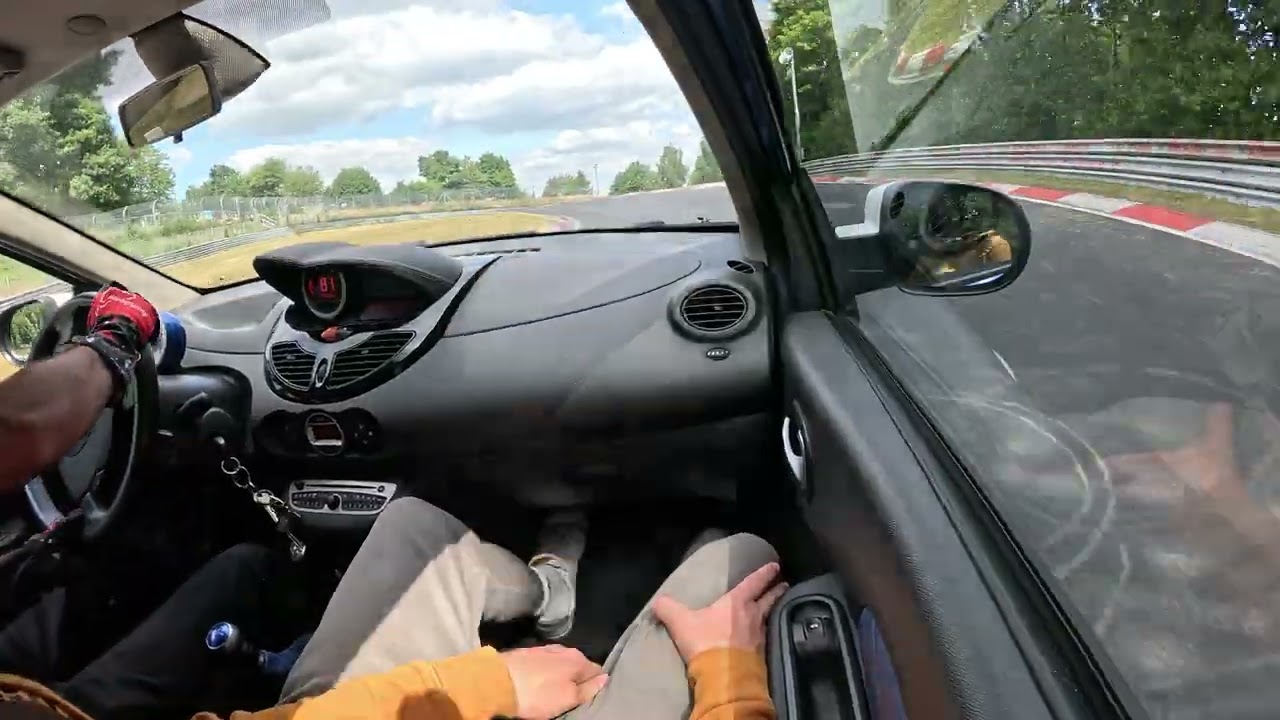 Nurburgring, twingo rs, le 24/08/25