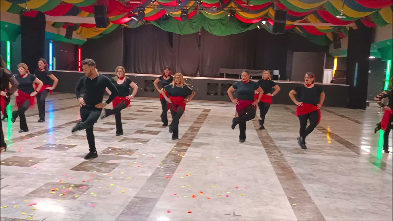 UNIVERSAL TANGO
