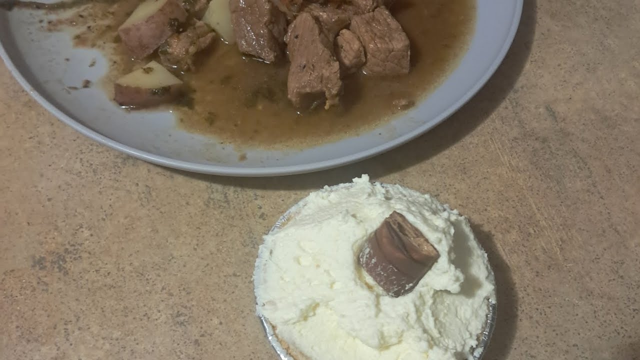 PREPARANDO UNA RICA CARNE GUISADA CON UN PEQUEÑO POSTRE