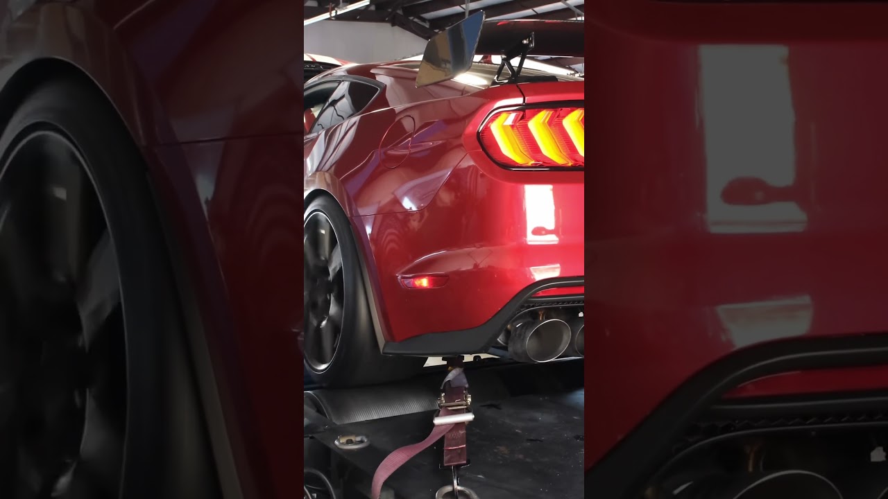 GT500 Carbon Fiber Track Pack hits the dyno after some mods 🔥