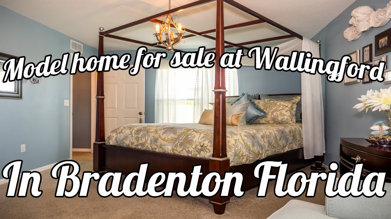 Wallingford corner lot home for sale in Bradenton Florida