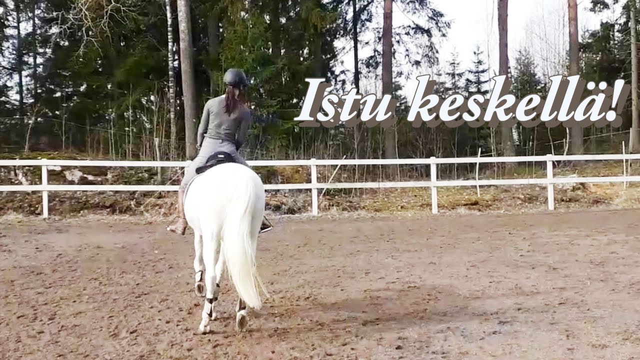 Miksi valun ulos ratsastaessa ja kuinka istua keskellä satulaa? (Ratsastajan istunta)