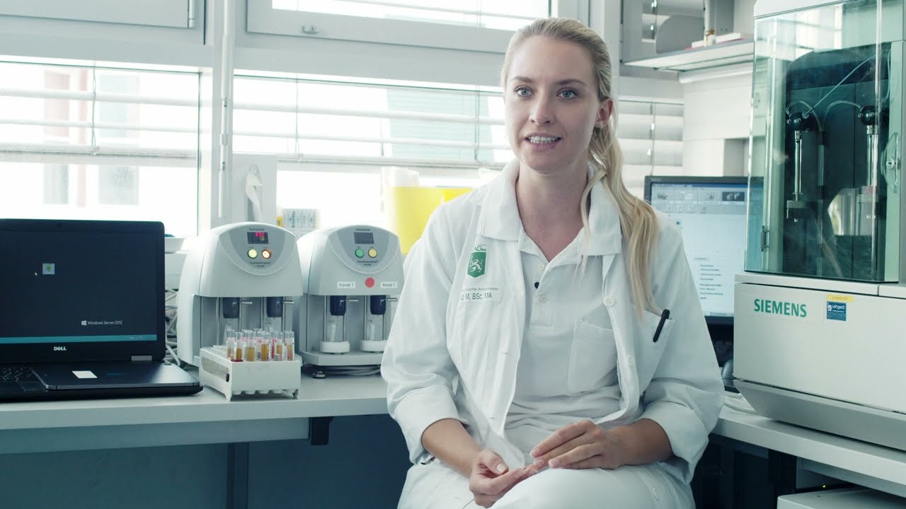Laboranalyse: Schnittstelle zwischen Patient*in und Befund