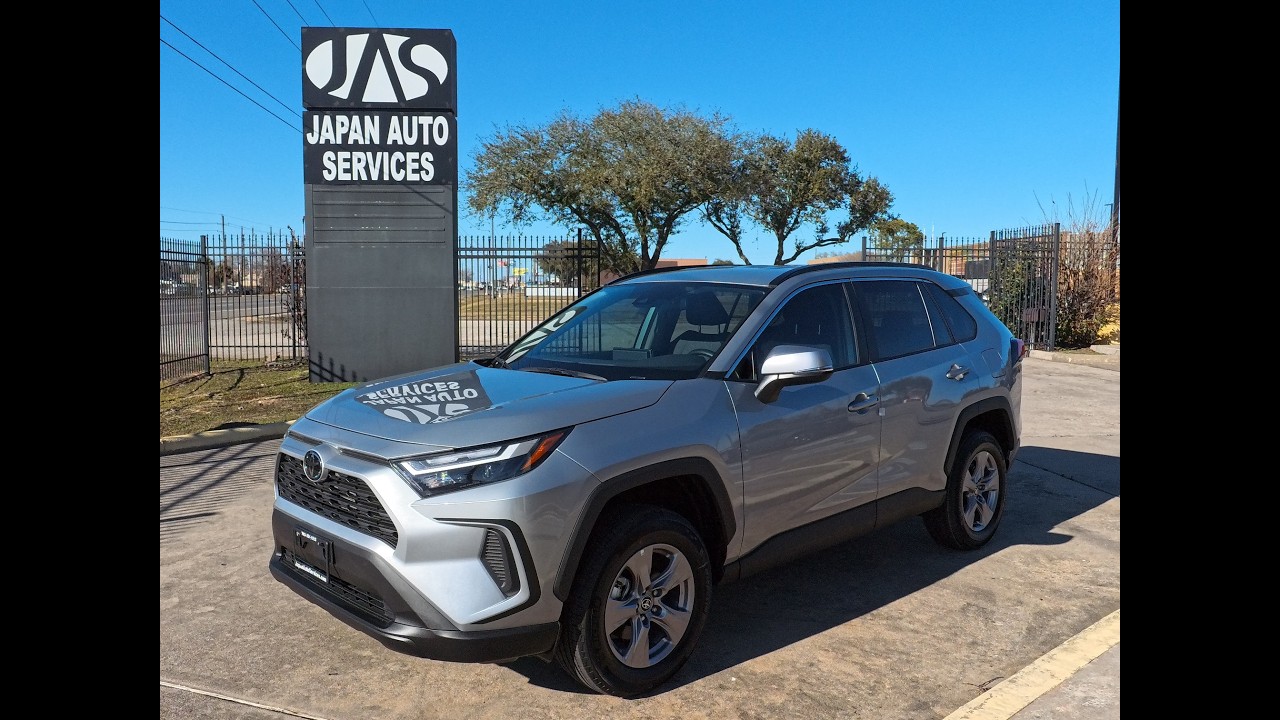 2025 Toyota Rav4 XLE:H1101