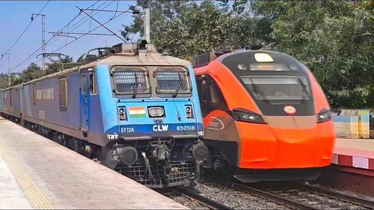 Flat 130 🔥 Kmph Speedy Train : HWH Vande Bharat Sleeper Express Meet EF12K Container Freight Train 