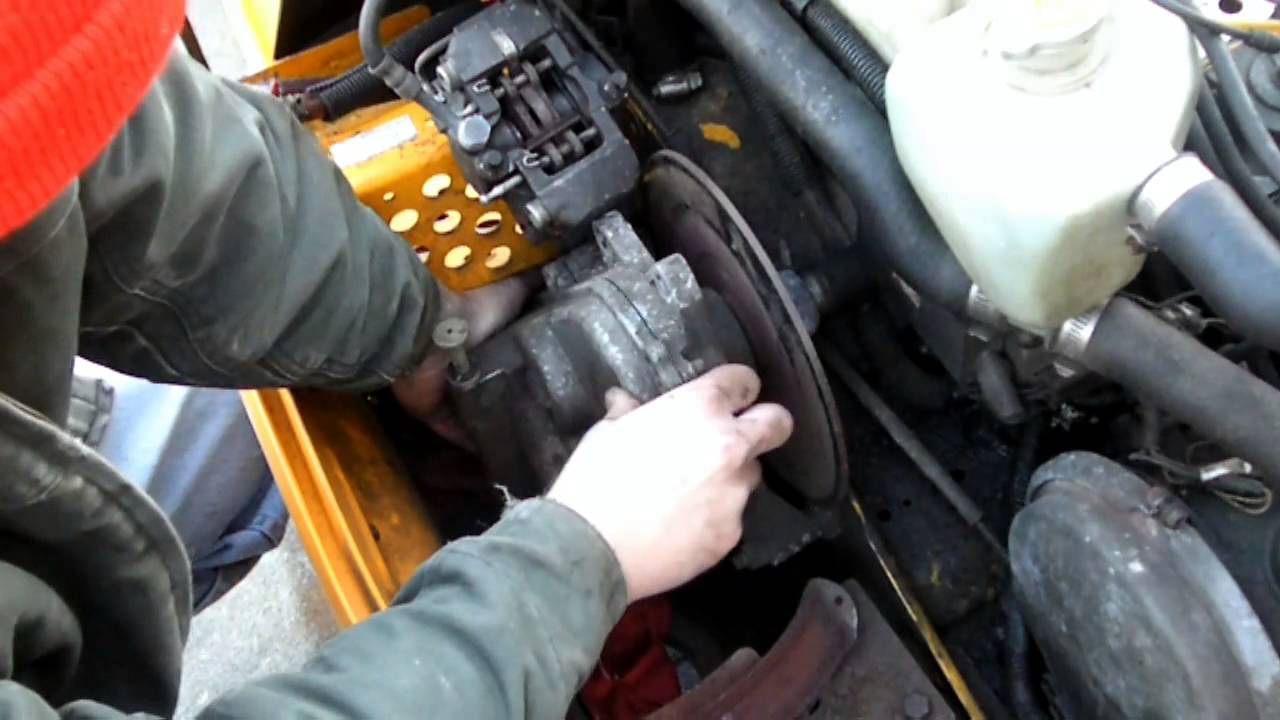 Ski-Doo MXZ 670 Brake Job (Chaincase and Jackshaft removal)