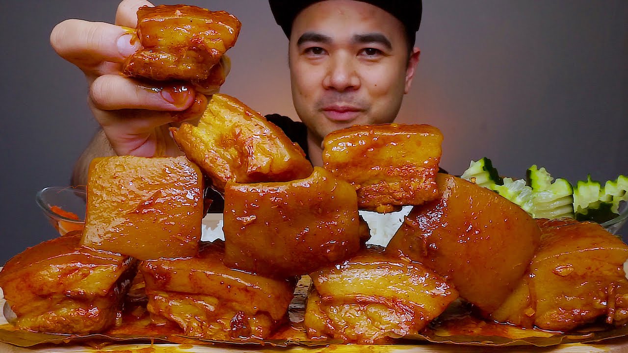 BRAISED PORK BELLY IN ANNATTO SEED | ADOBONG BABOY SA ATSUETE | JOY GO APPS