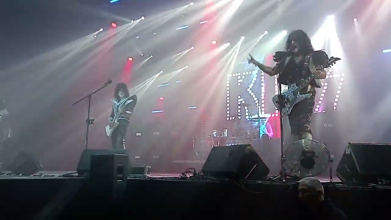 Kiss Forever Band - I Was Made For Lovin' You (2023.01.20 Barba Negra Red Stage, Bp)