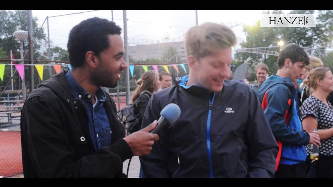 Mag Ik Even Binnen Kijken? seizoen 1, aflevering 8: Tennis Club Veracket