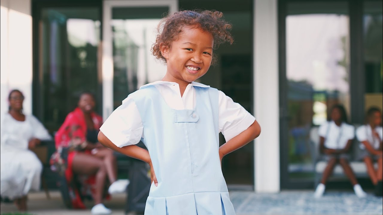 THE MAZELEE SCHOOL FASHION SHOW