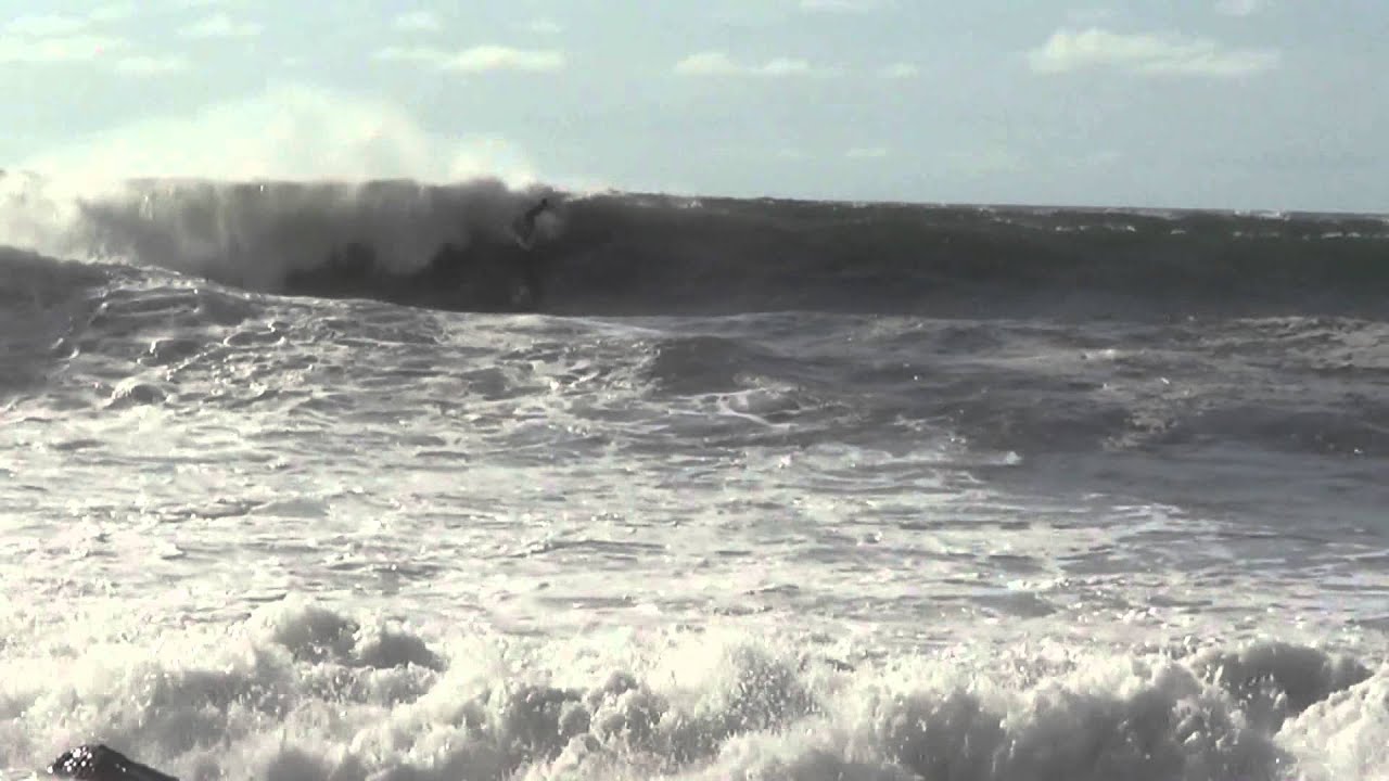 Aitor Fuentes surf Profile 2014