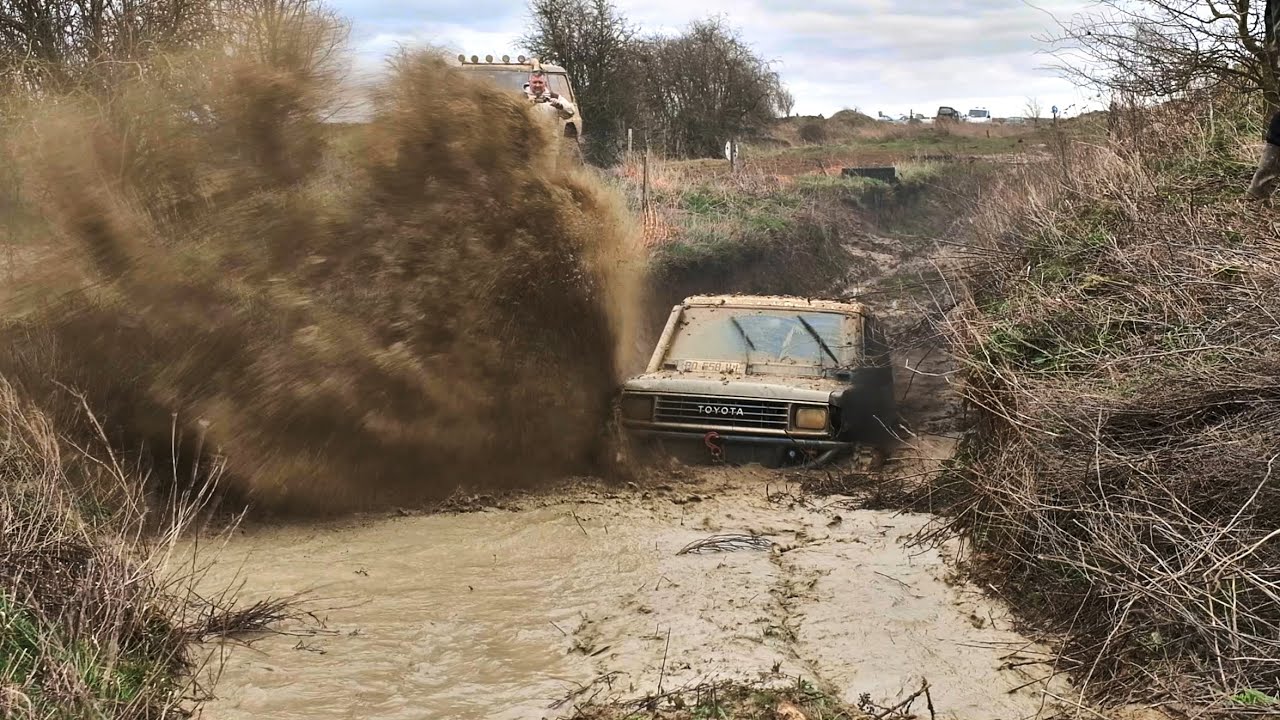 4x4 Maxi Bourbier & Tempête de Vent 🌪 Au terrain de Neuvilly - Club 4Xtreme4