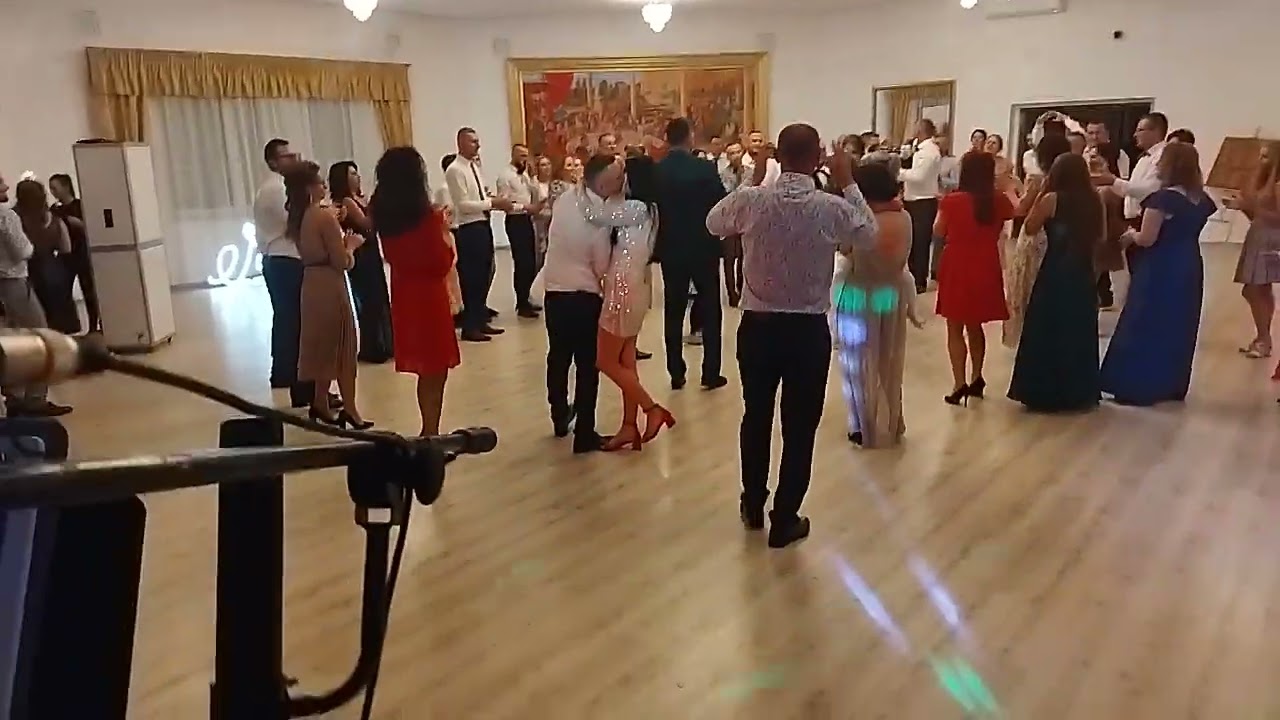 My gramy, a wesele śpiewa 🙂 