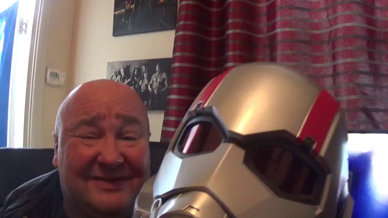 MARVEL LEGENDS ANT-MAN HELMET REVIEW