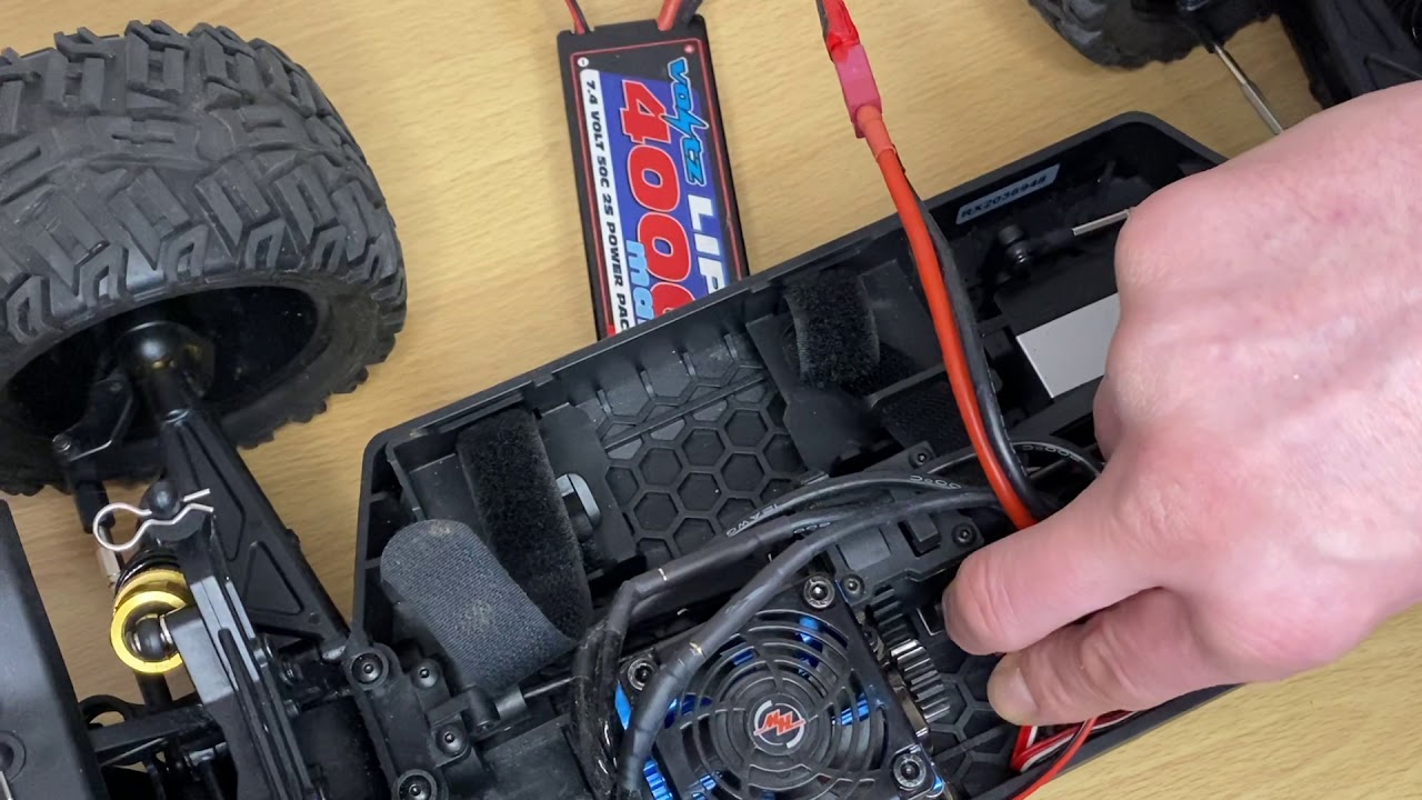 Programming Your Maverick+ quantum ESC for Max punch.  # Quick Video .