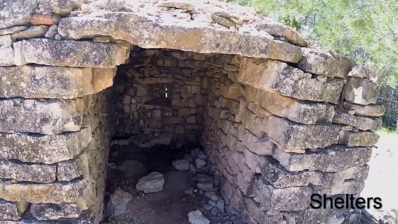 Priorat - Montsant. Escape to walk and taste wine in Catalonia