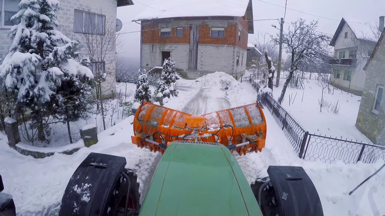 Snow plow with fendt 711vario( ciscenje snijega)