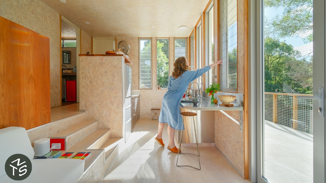 NEVER TOO SMALL: Sustainable Compact Family Bungalow in Australian Bush,  42sqm/452sqft