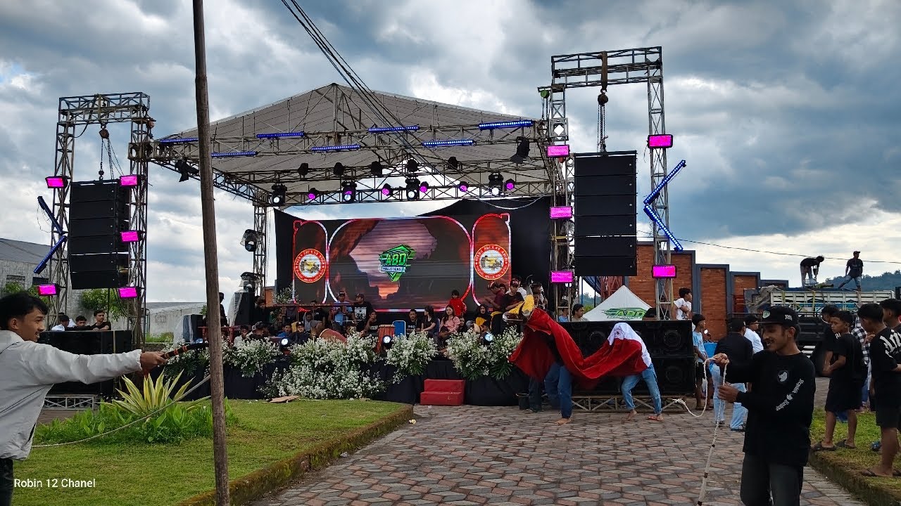 Live bantengan galang dana