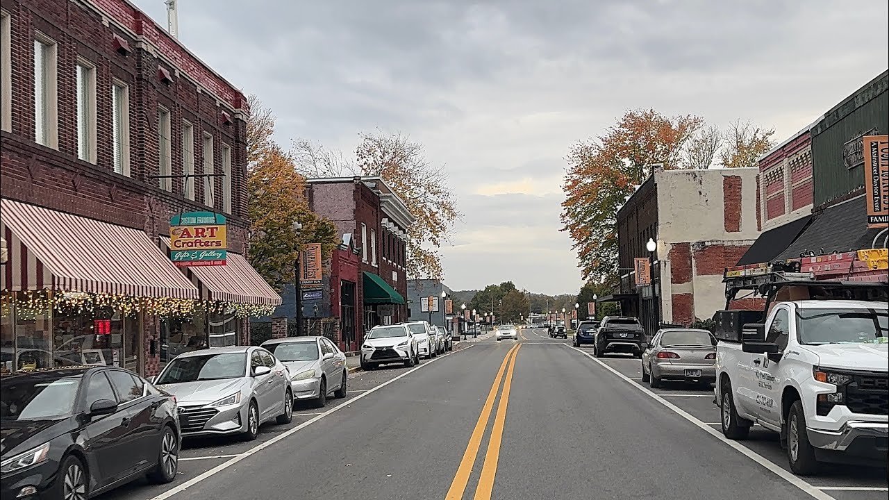 Dayton, Tennessee - Appalachian Towns Starting To Revive Thanks To Immigrant Entrepreneurs