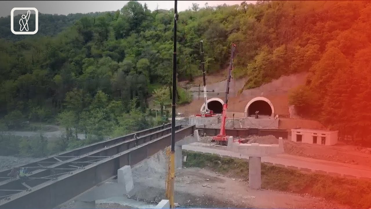 მშენებლობა რიკოთის უღელტეხილზე
