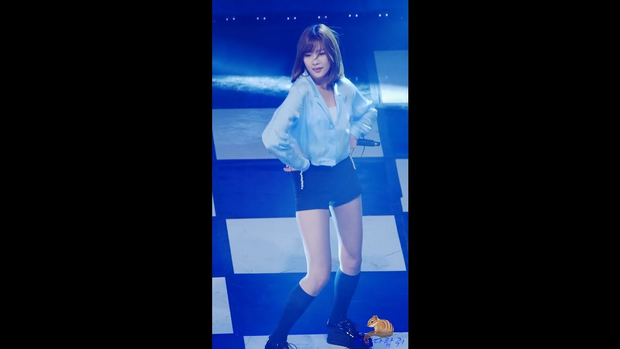 161130 히어로콘서트 에이핑크 미스터츄 오하영 직캠 팬서비스 하다 특수 효과에 놀라는게 귀여운 오하영