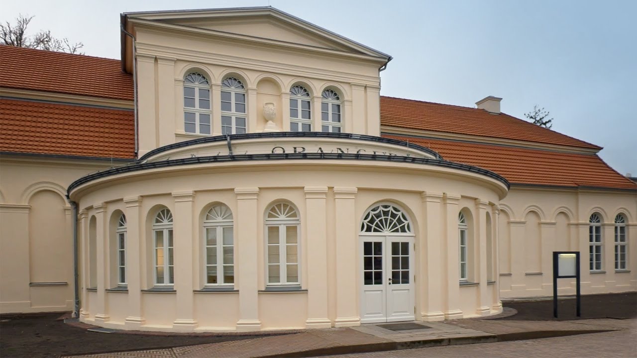 Café lädt in die Neustrelitzer Orangerie ein