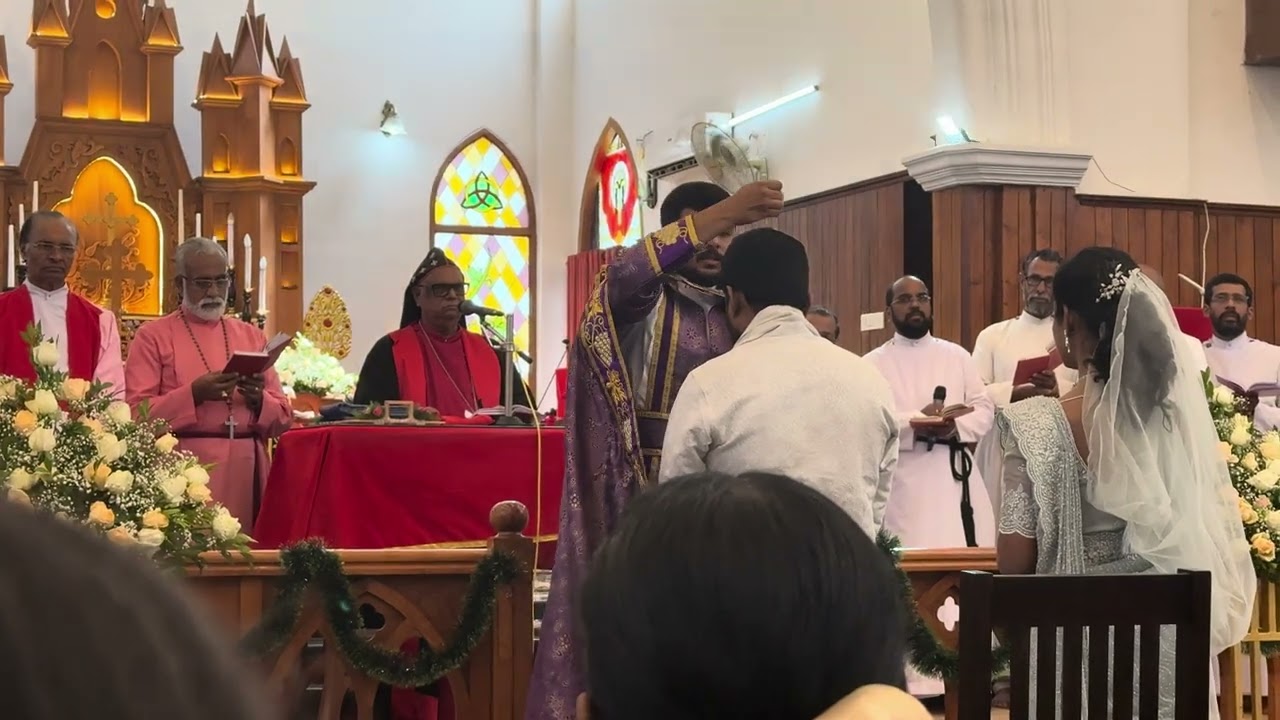 Vaanil Ninnoru Makudam| Marriage Song| Mar Thoma  Church #marriage #song #syriac #amtc #marriagesong