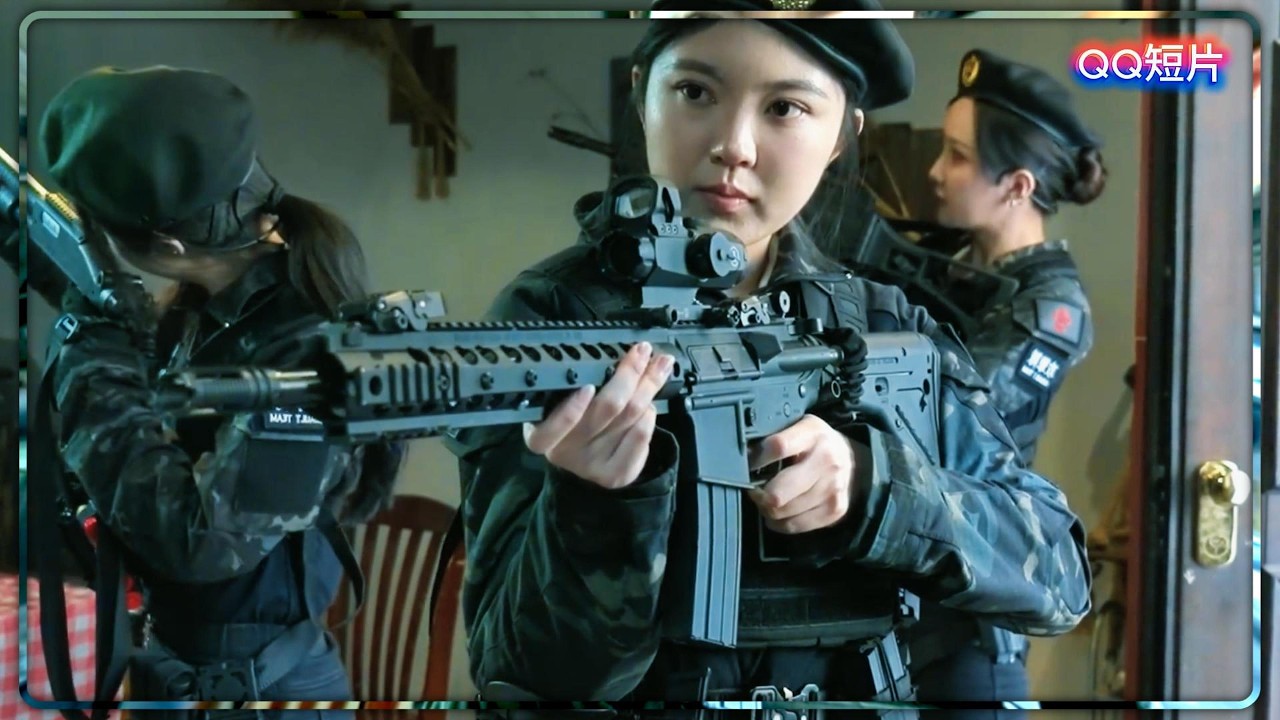 QQ Original, Eliminate the Final Boss #FemaleHenchman #FemaleAgent #FemaleVillain #film