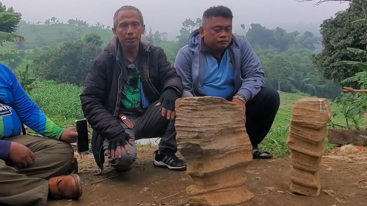 CAGAR BUDAYA di kaki Gunung CAKRA BUANA