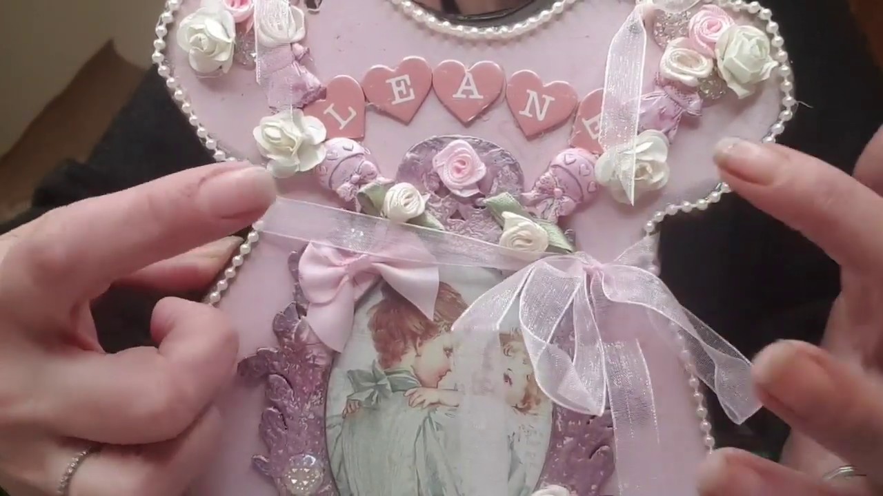 Pr&eacute;sentation de l'album photos naissance kit petite robe de scrapcolors 😉