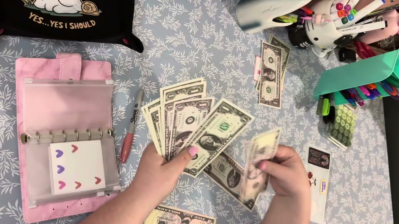 Widdle Wednesday 💰🤏🏻🤑💸 tiny savings challenges randomized savings