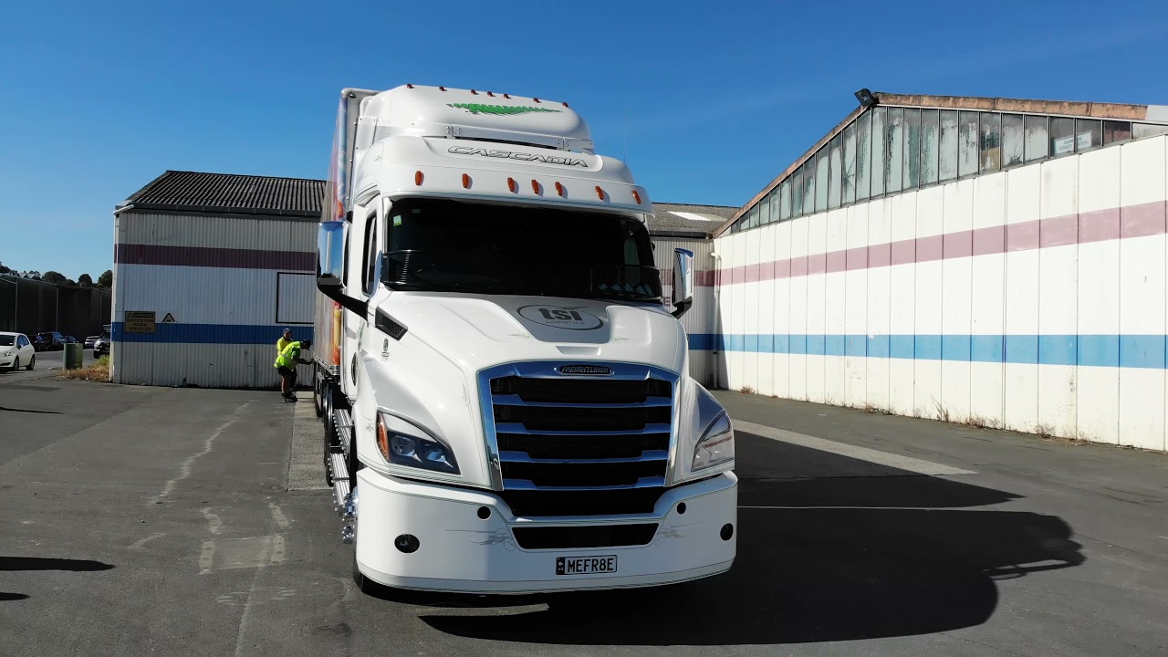 Giti Tyres Big Test: FREIGHTLINER CASCADIA 116 6x4
