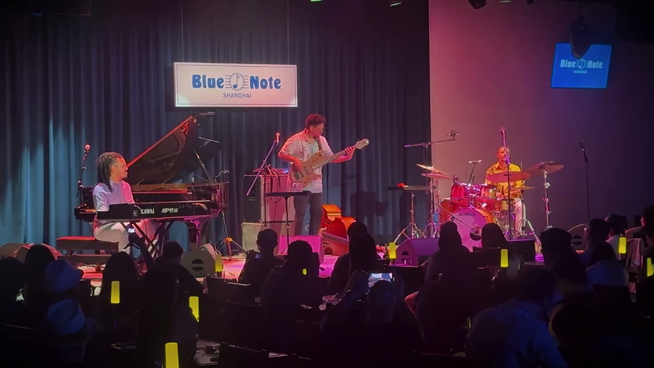 HII TRIO - Wine Glass - Live at Blue Note Shanghai, China
