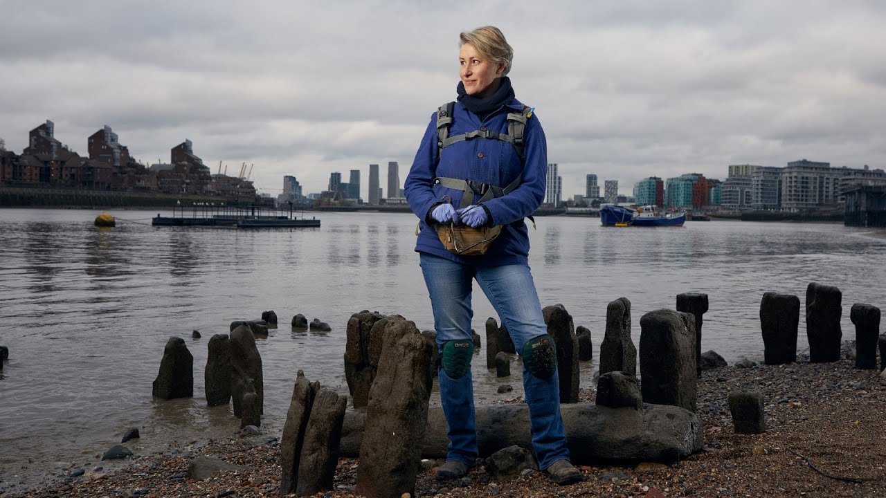 Expert talk on mudlarking by Lara Maiklem