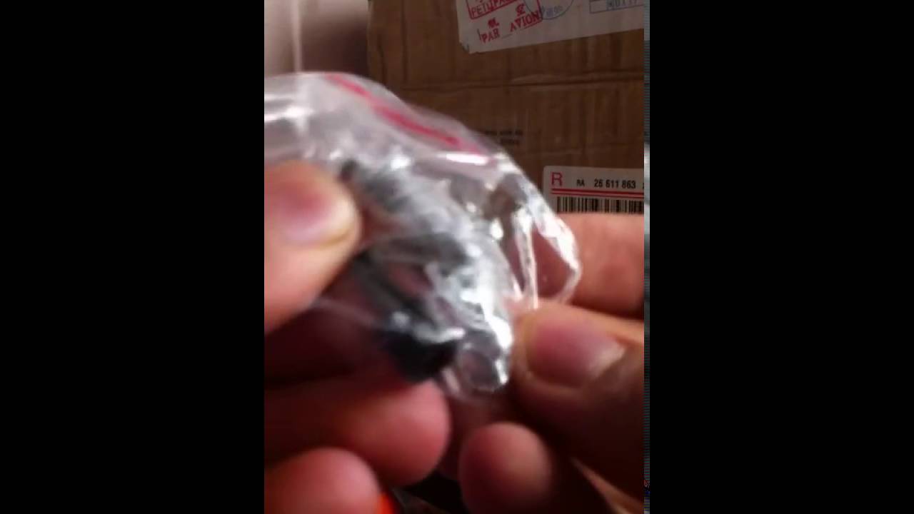 HealthCabin shipping from Canada - unboxing