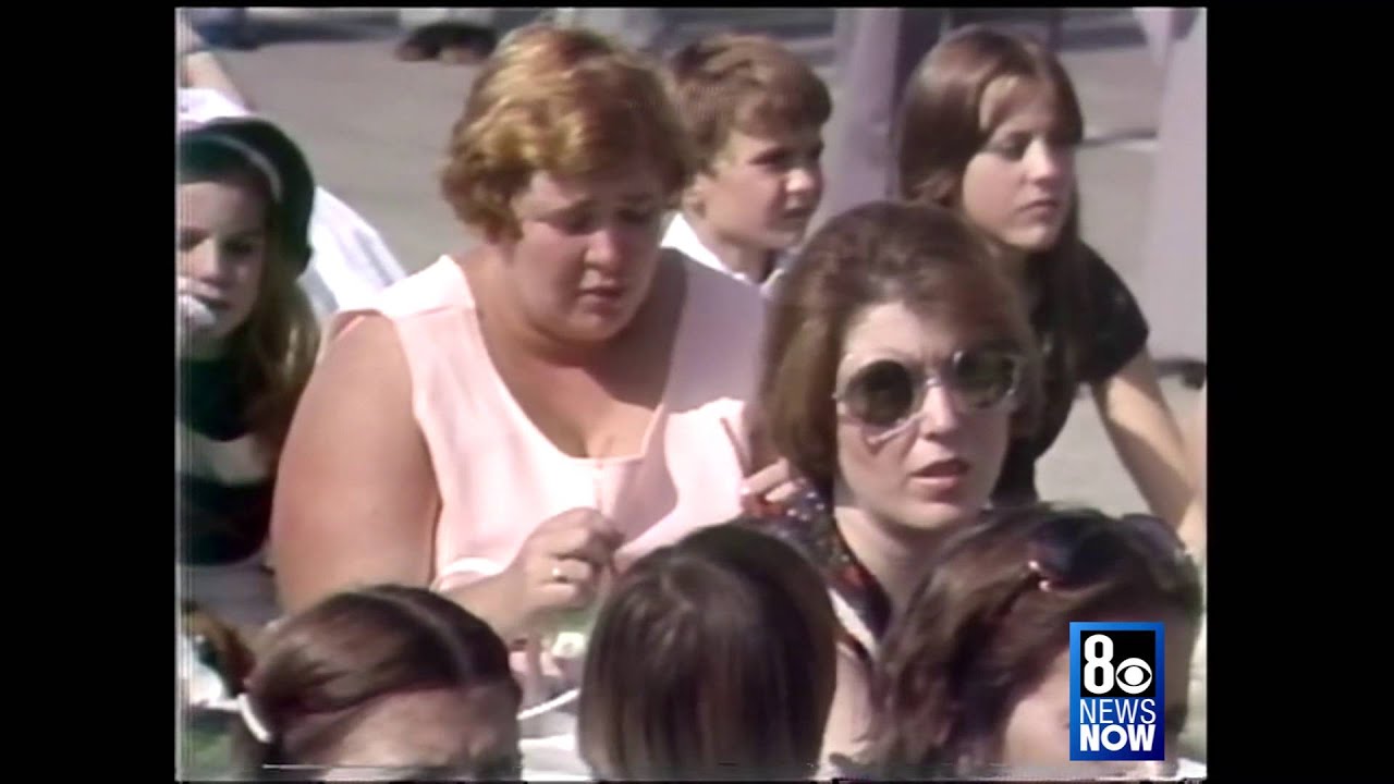 1977: Elvis Presley Memorial