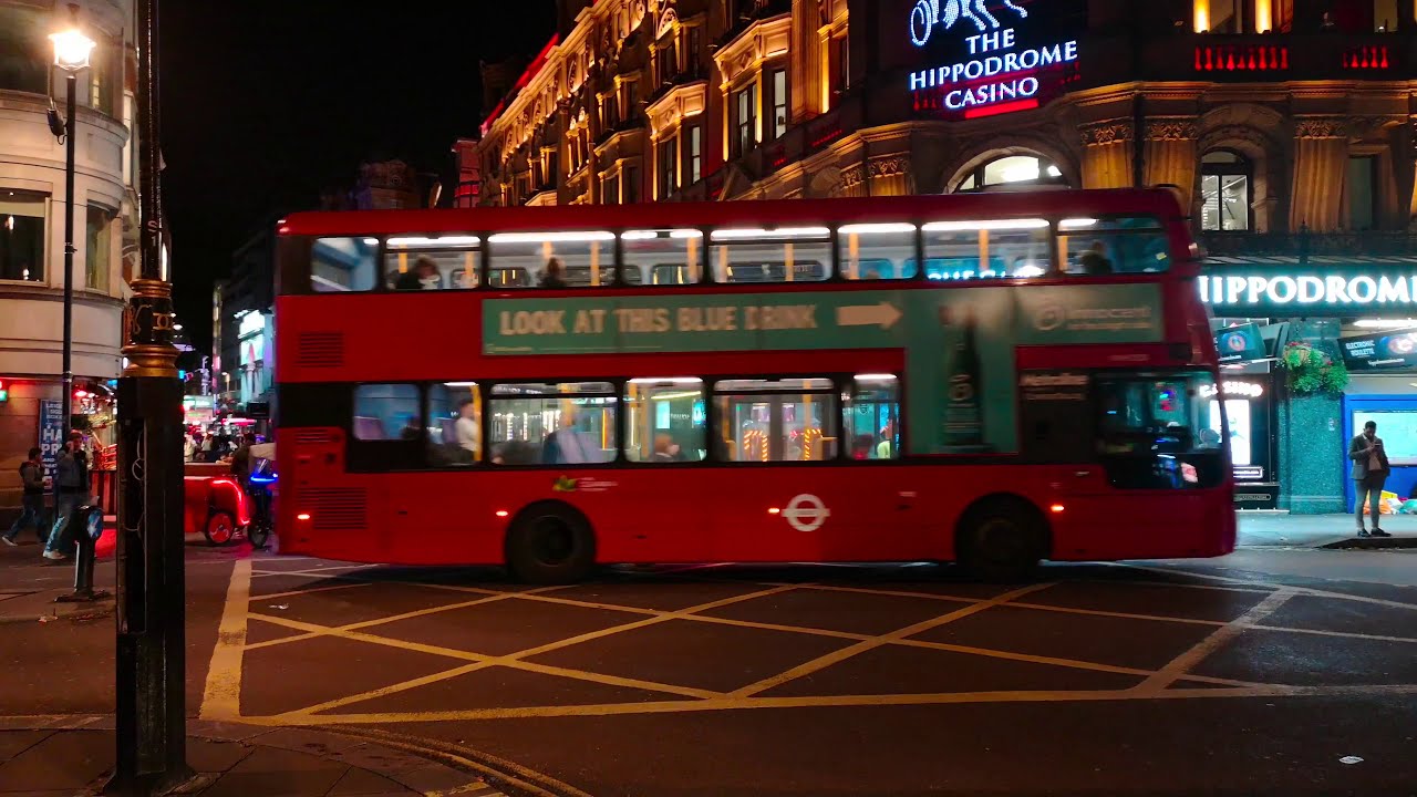 4K Ultra hd Video Night Life 3840 x 2160 pixels
