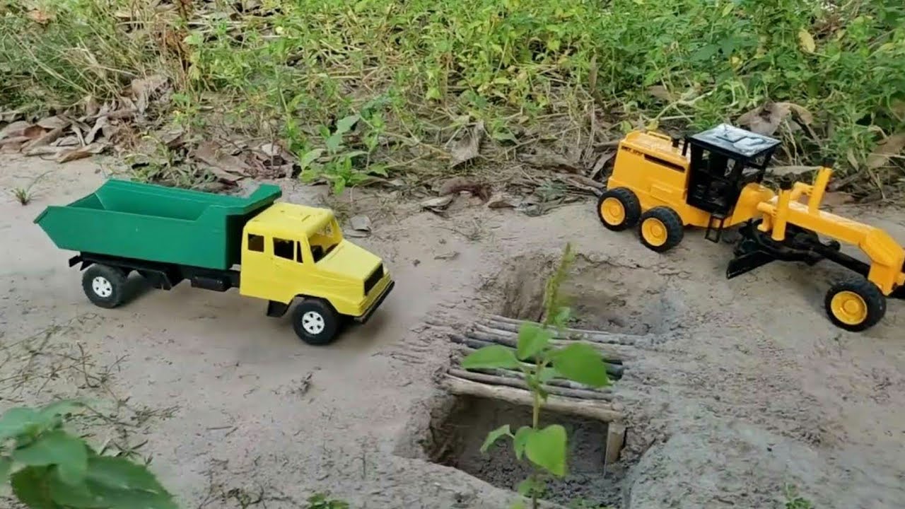 Pá carregadeira, caçamba, retroescavadeira.