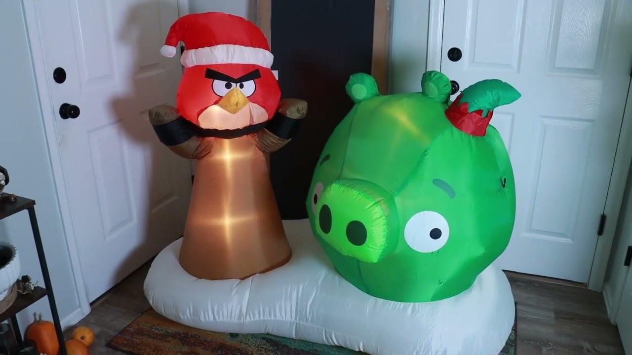 Gemmy 2013 Christmas Airblown Inflatable 5ft Angry Birds Scene Review