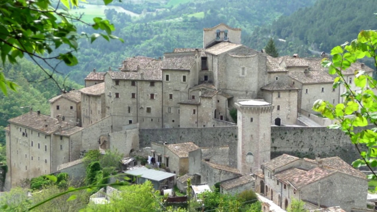 UMBRIA - VALLO DI NERA BORGO MEDIOEVALE - Full HD