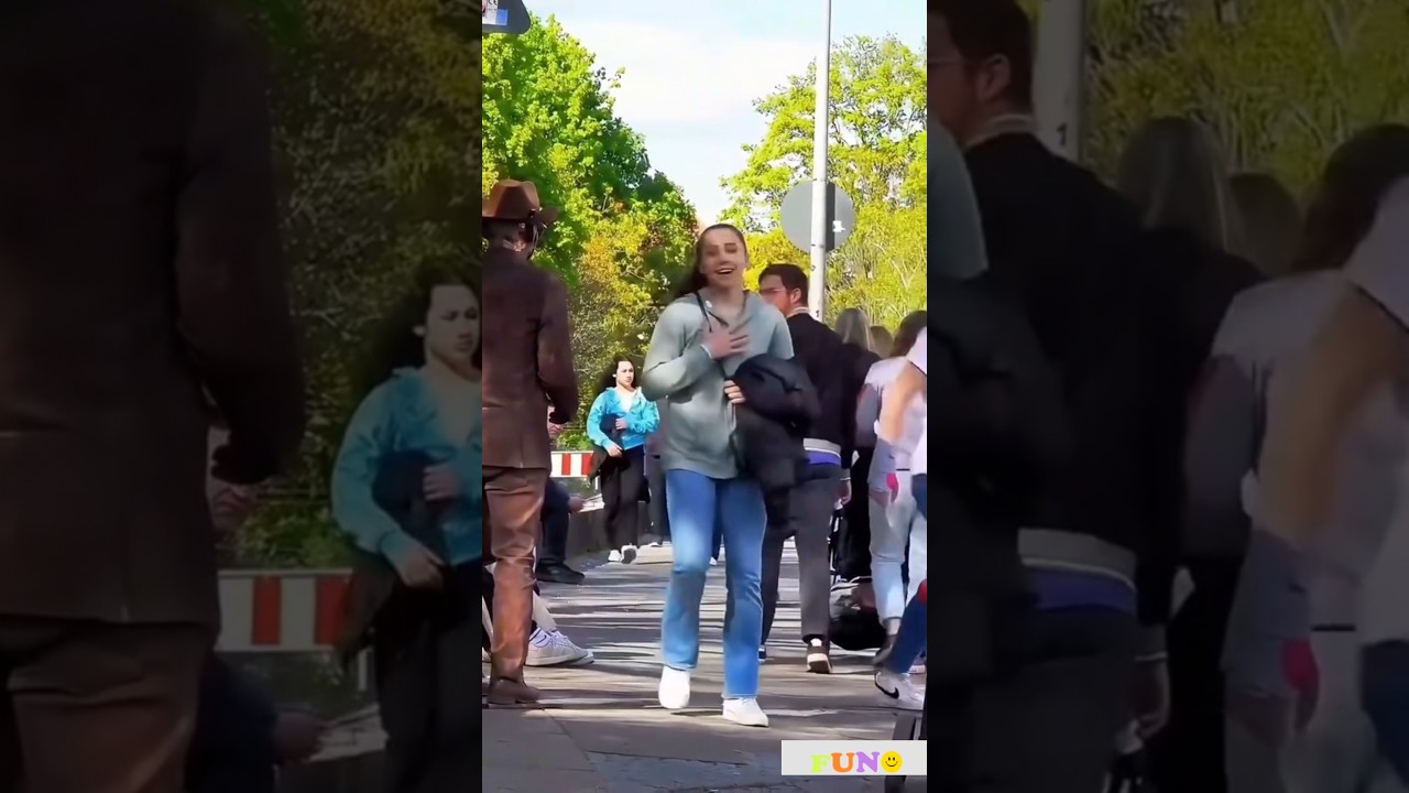 Harmless Street Scare Prank - WatchTheir Reactions! #sweetgirl #kidsprank #Runway #laugh #jumpscare