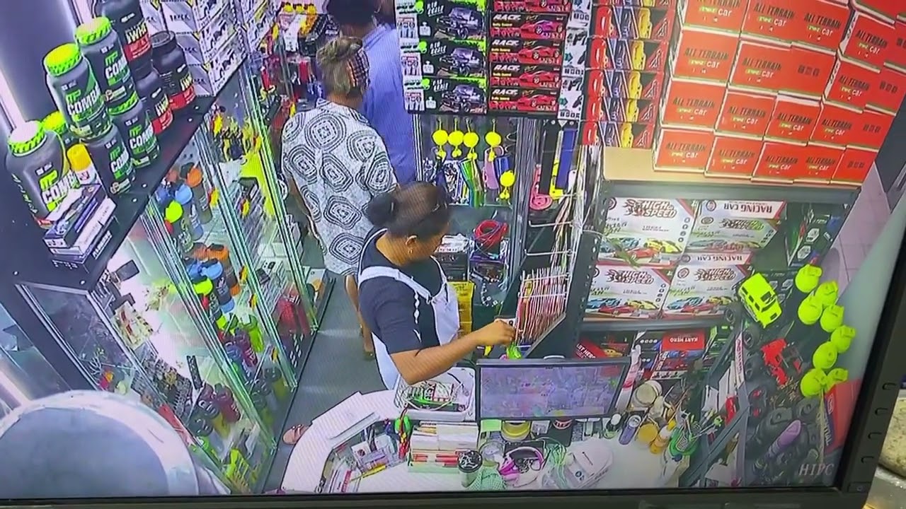 I-taukei lady Caught Stealing I-Phone On Camera | Fiji Robbery | Pilling Road | Nasinu | 2023