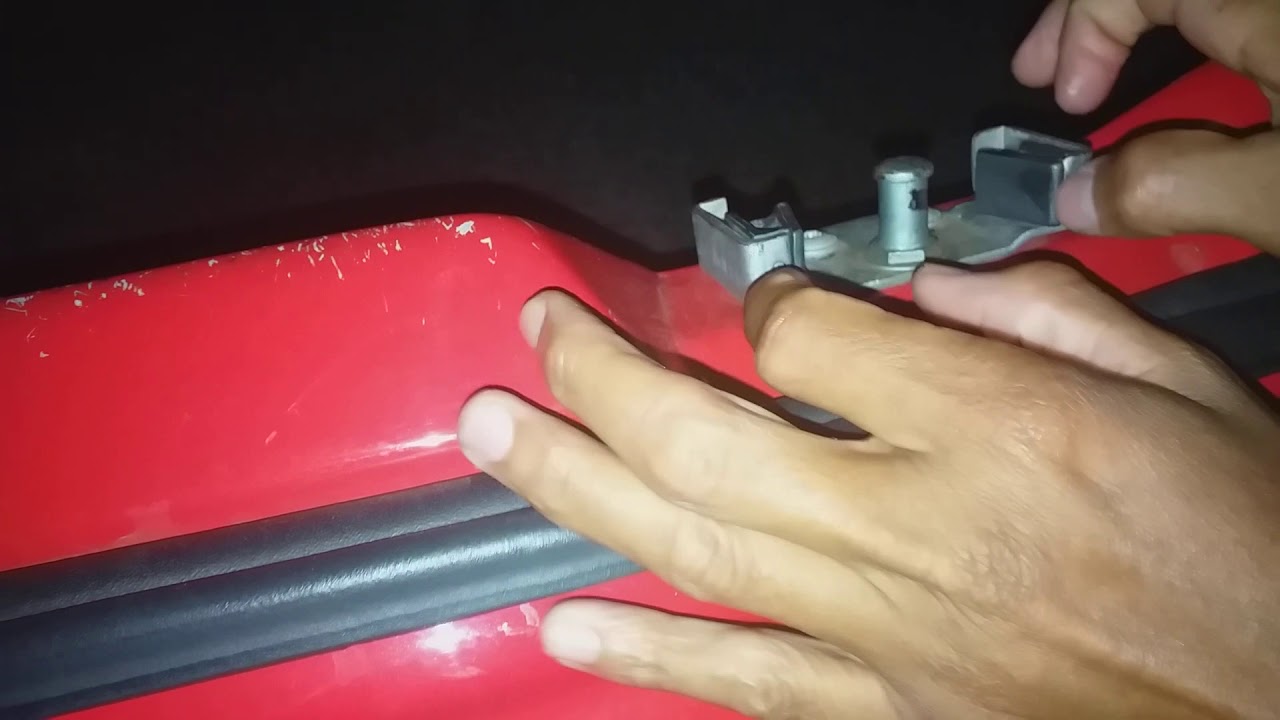 Dica como regular e tira empeno da tampa do porta mala.