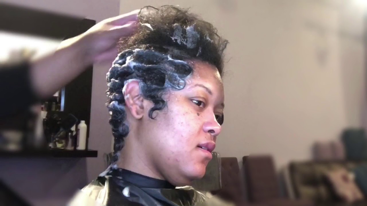 Platinum Wave Mold on Natural Hair