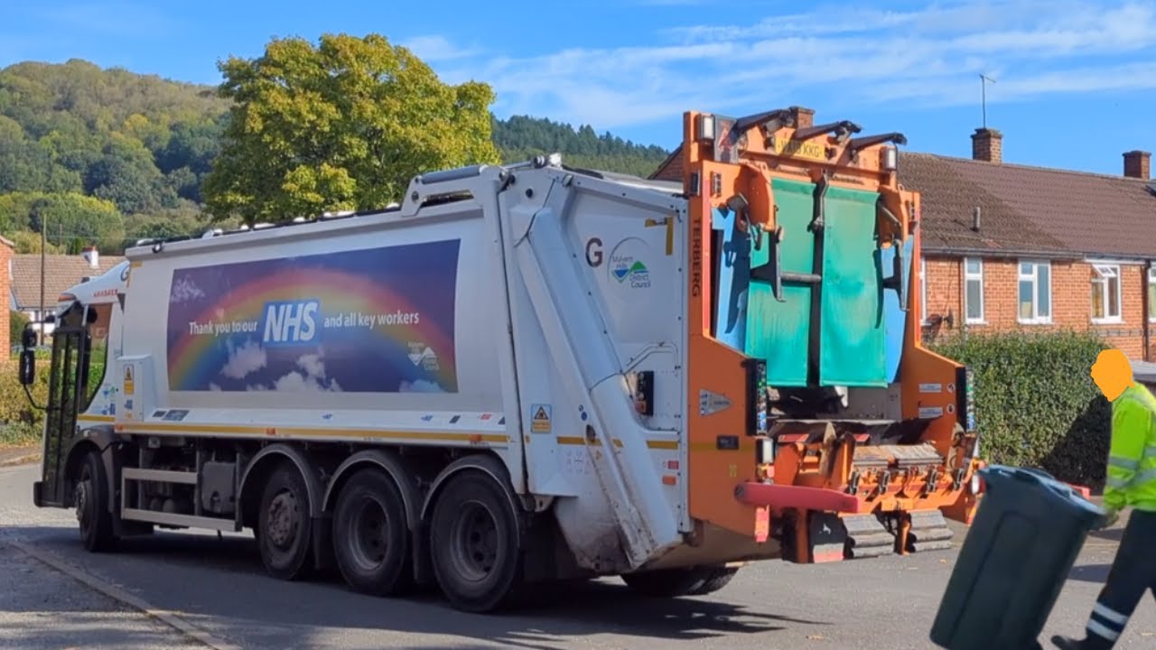 32-Tonne Olympus Bin Lorry Collecting Recycling In Malvern Hills!