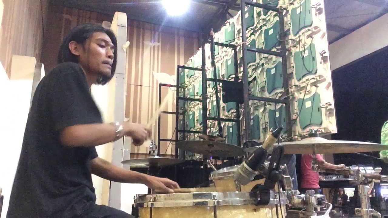 Bob Marley - Coming In From The Cold (Drum Cam)