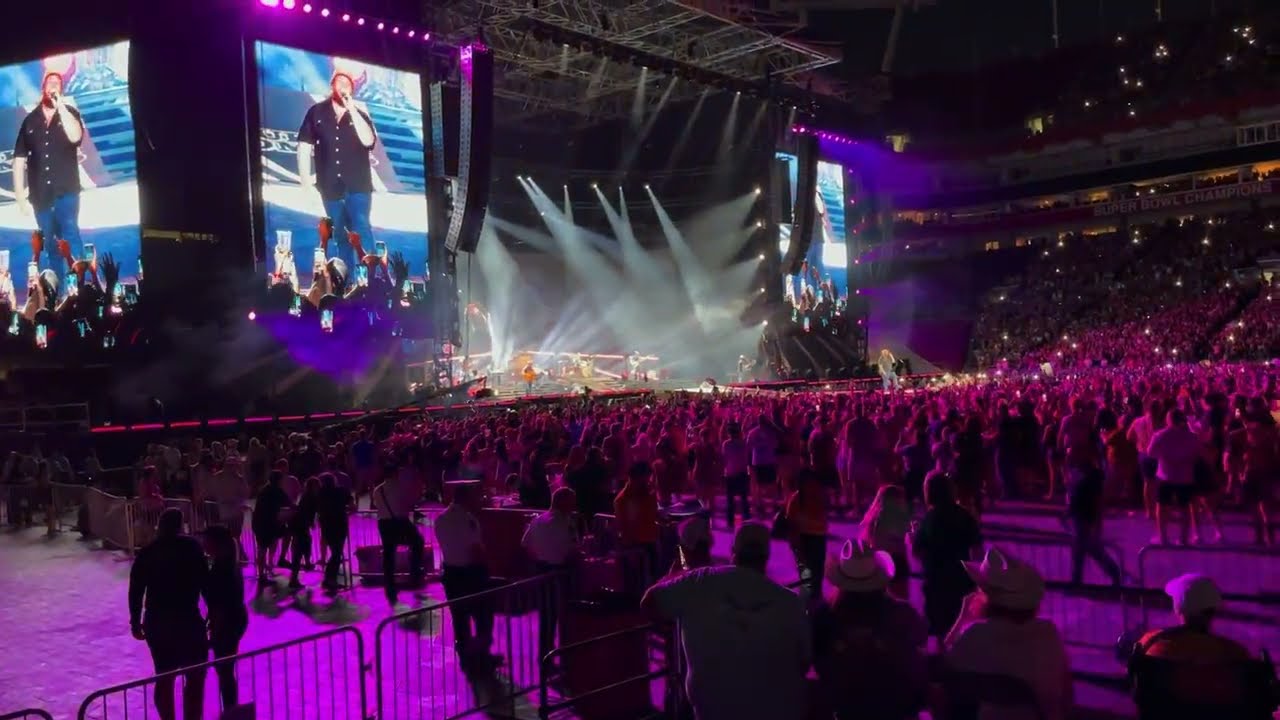 Luke Combs - Tampa - Raymond James Stadium - 7-8-2023