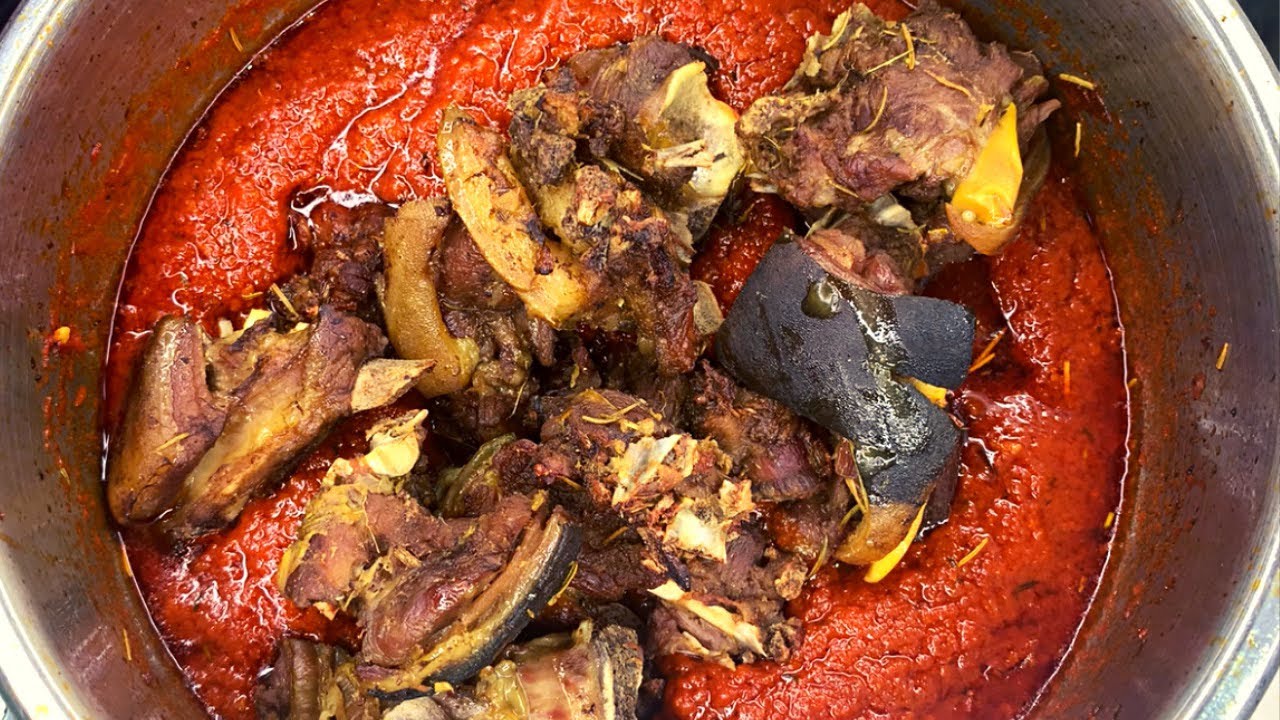 HOW TO MAKE GOAT MEAT STEW/ DELICIOUS GOAT MEAT RECIPE  #goatmeatstew  #nigerianstew #tomatostew